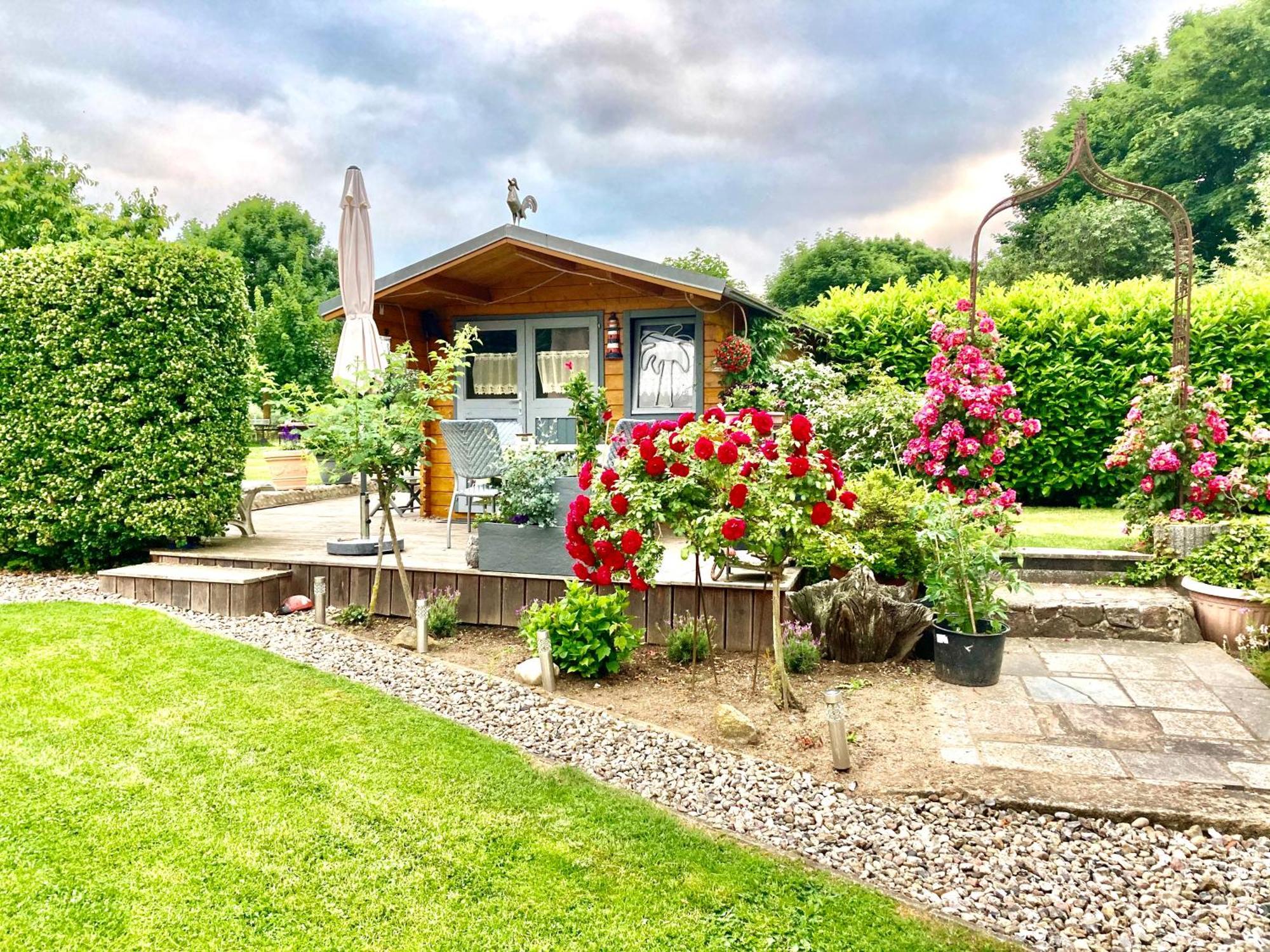 Landhausidyll Wohn- Und Schlafzimmer Appartement