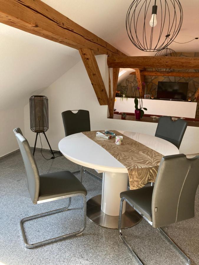 Appartement Landhausidyll Wohn- Und Schlafzimmer Klutz